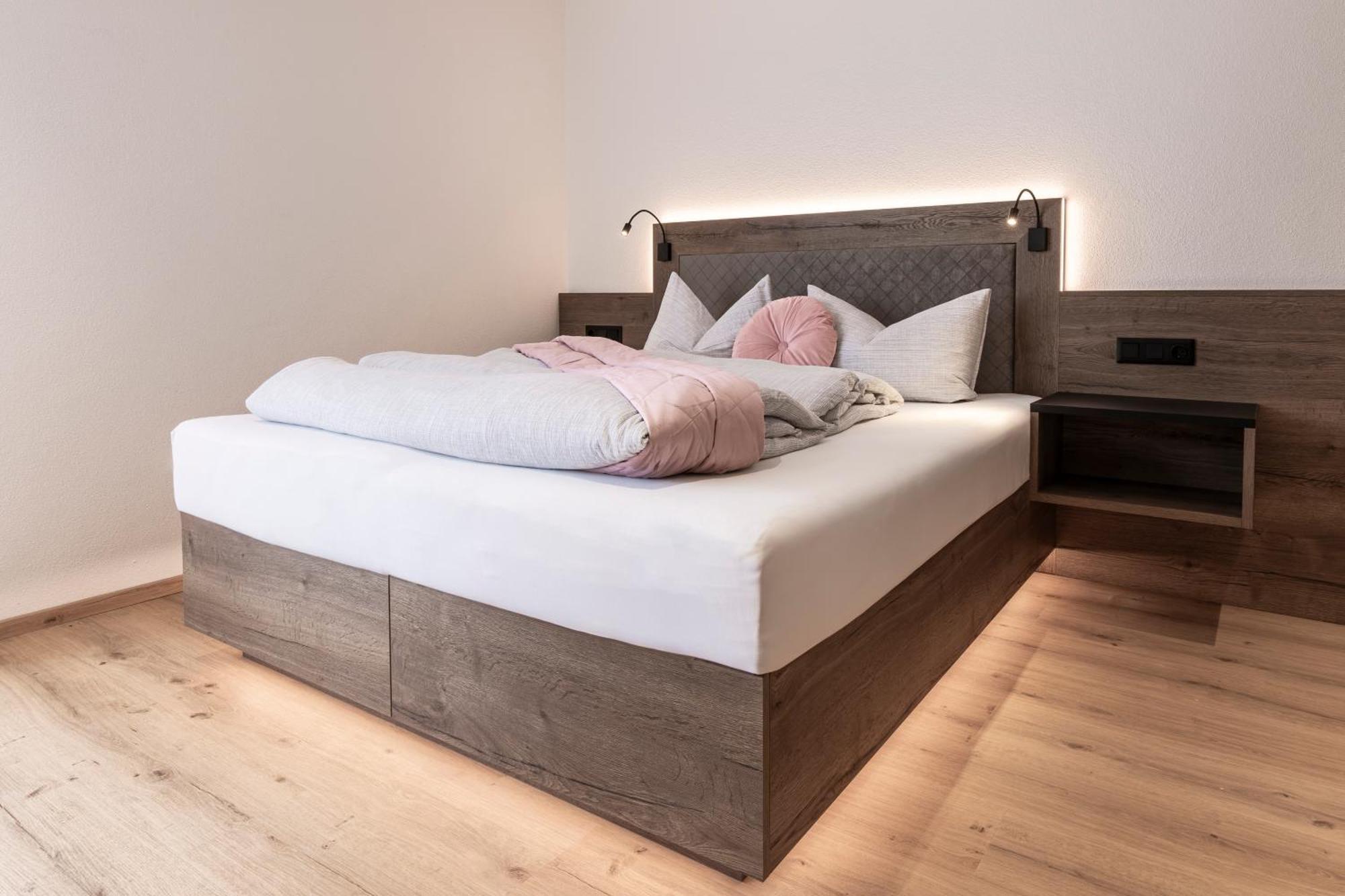 Bergmadl Apartments Neustift im Stubaital Eksteriør billede